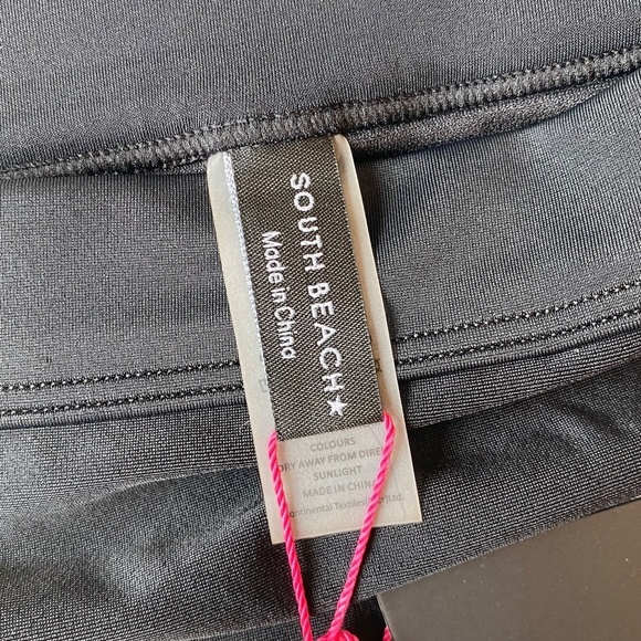 New! South Beach mix and match V bikini bottom in black 19893 - Picture 10 of 12